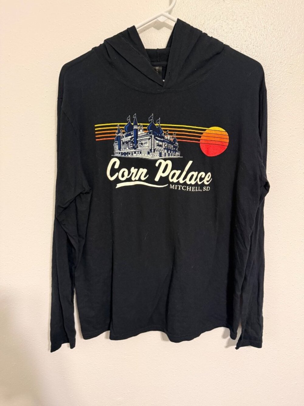Anvil T-Shirt Hoodie Retro Black Corn Palace Mitchell SD  Womans L
